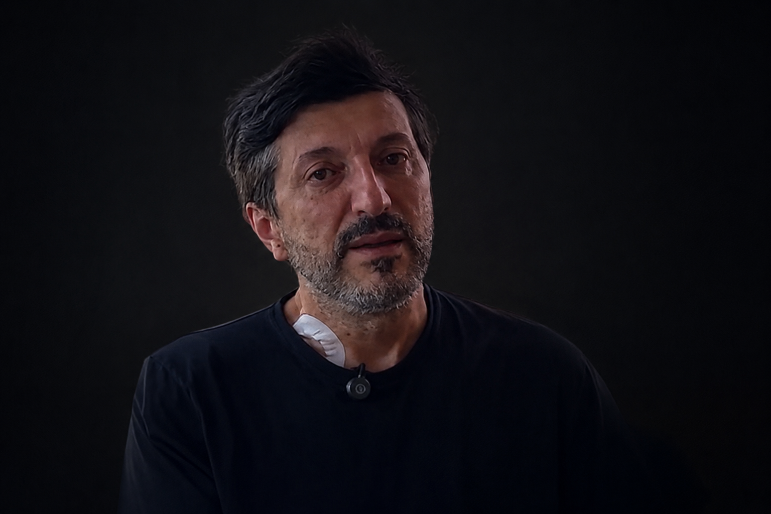 LITO SOUSA, DO AVIÕES E MÚSICAS, SE EMOCIONA AO FALAR SOBRE DIAGNÓSTICO: “EU QUERIA TER MUITO MAIS TEMPO COM MEU FILHO